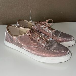 Copper key shiny pink casual shoe size 6